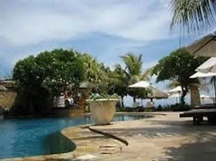 Bali Reef リゾート